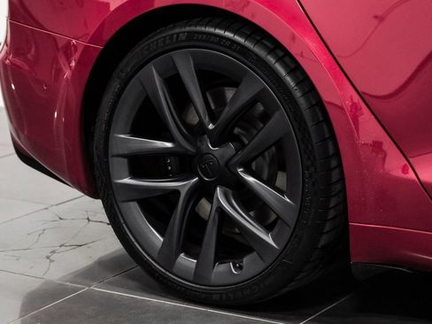 Used 2021 Tesla Model S Plaid image 72
