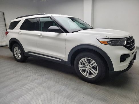Used 2022 Ford Explorer XLT AWD/4WD image 11