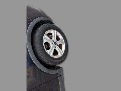 Used 2015 Ford Escape SE FWD image 25
