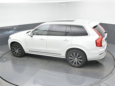 Used 2023 Volvo XC90 B5 Plus image 47