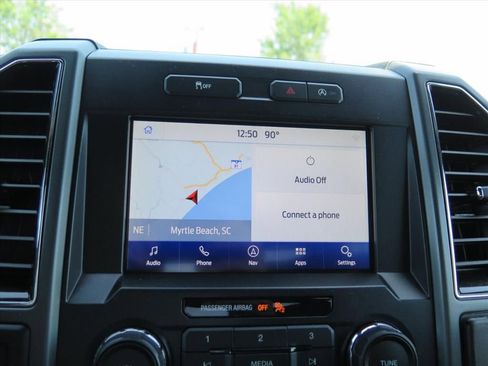 Used 2019 Ford F150 XLT w/ Equipment Group 302A Luxury AWD/4WD image 11