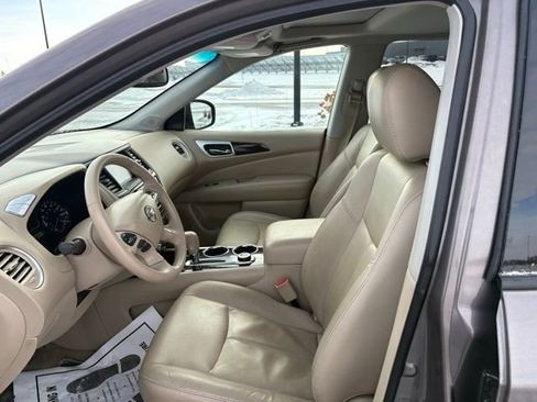 Used 2014 Nissan Pathfinder SL w/ SL Premium Package image 9