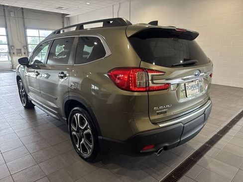 Used 2026 Subaru Ascent Limited AWD/4WD image 3