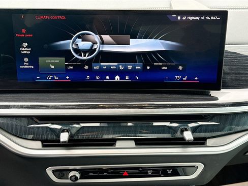 Used 2025 BMW X5 xDrive40i w/ M Sport Package image 35