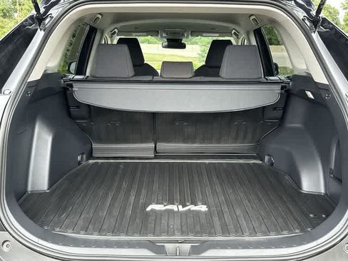Used 2025 Toyota RAV4 LE AWD/4WD image 23