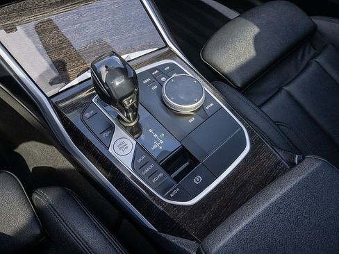 Used 2020 BMW 330i Sedan image 26