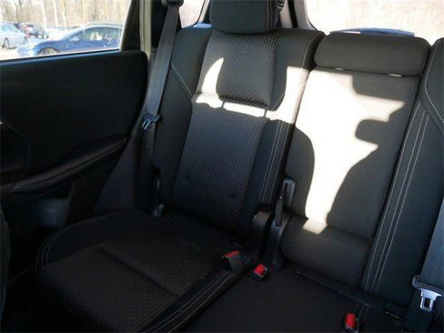 Used 2022 Mitsubishi Outlander ES image 13