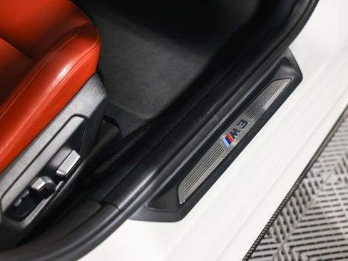 Used 2018 BMW M3 image 27