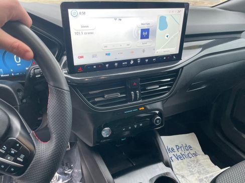 Certified 2023 Ford Escape ST-Line Select w/ Tech Pack #2 image 12