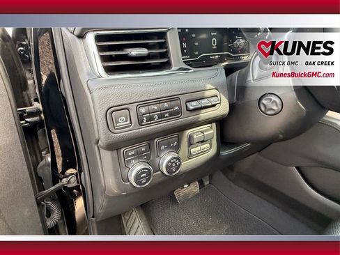 Used 2023 GMC Yukon XL Denali w/ Denali Reserve Package image 15