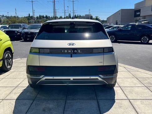 Certified 2023 Hyundai Ioniq 5 SEL AWD/4WD image 10