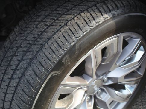 Used 2023 GMC Sierra 1500 Denali w/ Denali Reserve Package image 12