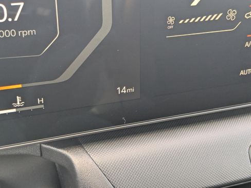 New 2025 Kia K4 GT-Line Turbo FWD image 32