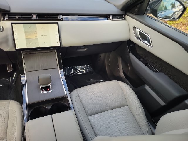Used 2024 Land Rover Range Rover Velar Dynamic SE AWD/4WD image 18