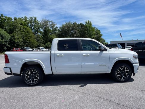 Used 2026 RAM 1500 Laramie w/ Sport Appearance Package AWD/4WD image 4