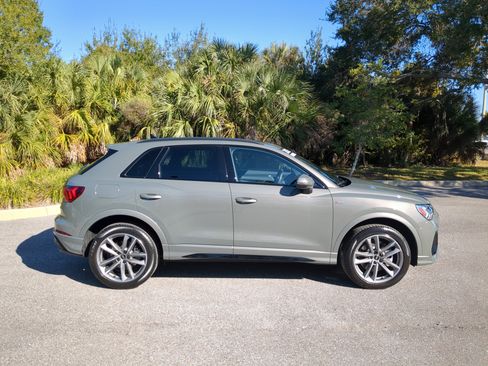 Certified 2025 Audi Q3 2.0T Premium w/ Convenience Package image 3