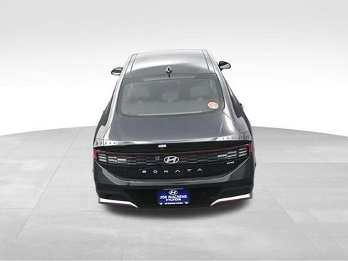 New 2026 Hyundai Sonata SEL FWD image 28