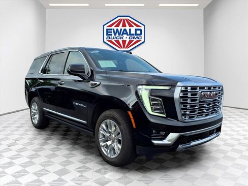 Certified 2026 GMC Yukon Denali w/ Sun & Power Step Package AWD/4WD image 3