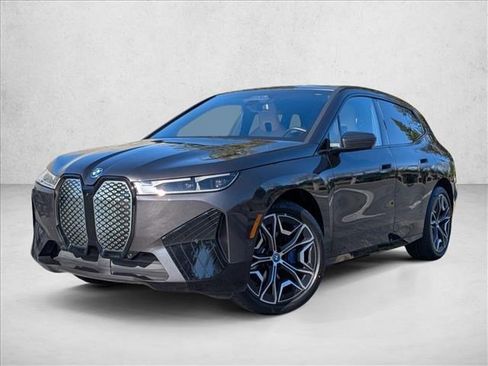 Certified 2025 BMW iX xDrive50 image 1