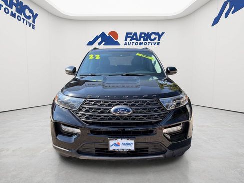 Used 2022 Ford Explorer XLT w/ Equipment Group 202A AWD/4WD image 11