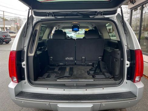Used 2014 Cadillac Escalade ESV AWD image 25