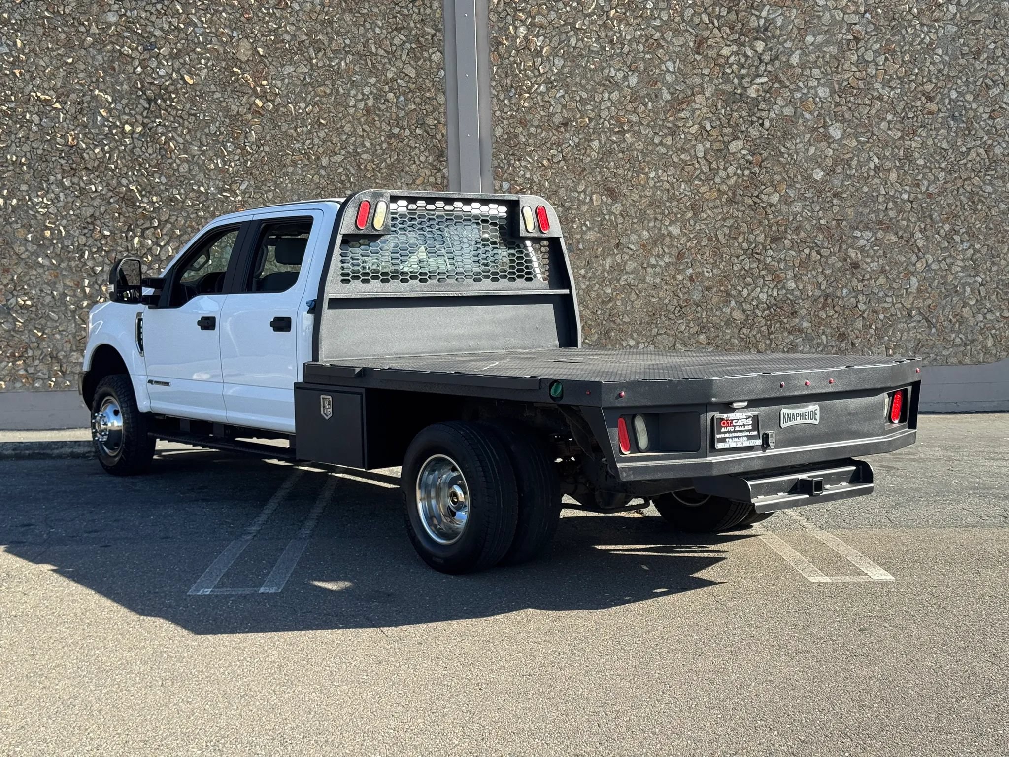 Used 2018 Ford F350 XL w/ Power Equipment Group AWD/4WD image 3