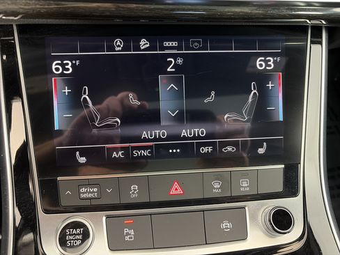 Certified 2025 Audi Q7 3.0T Premium Plus AWD/4WD image 30