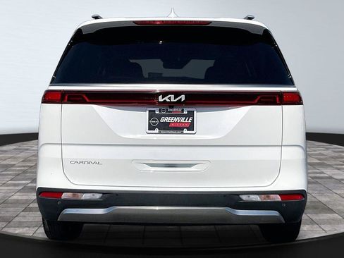 Used 2024 Kia Carnival SX Prestige FWD image 5