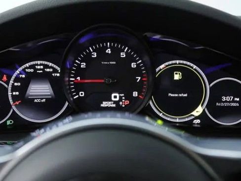 Certified 2023 Porsche Cayenne Coupe image 10