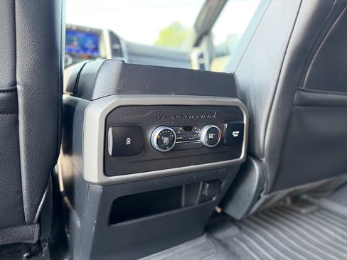 Used 2021 Ford Expedition XLT AWD/4WD image 13