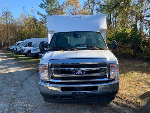 New 2026 Ford E-350 and Econoline 350 Super Duty w/ Power Equipment Group RWD image 3