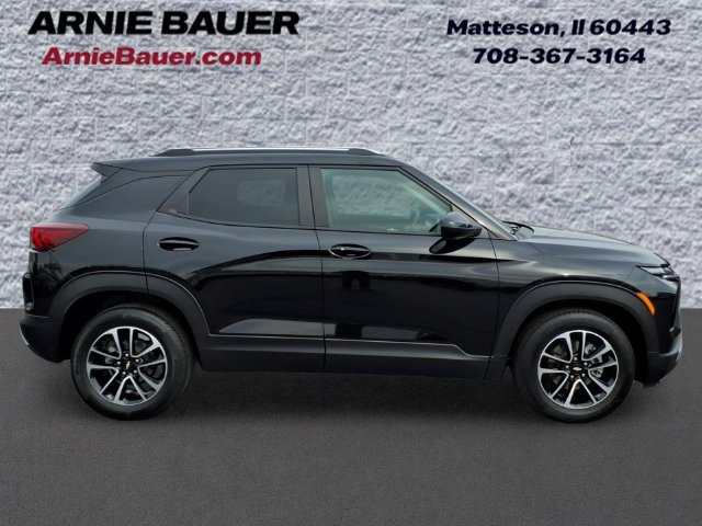 Used 2026 Chevrolet TrailBlazer LT FWD image 4