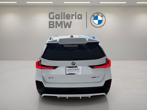 Used 2026 BMW X1 xDrive28i w/ Technology Package AWD/4WD image 7