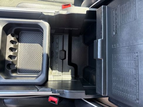 Used 2019 RAM 1500 Laramie AWD/4WD image 26