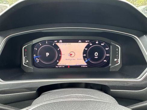 Used 2020 Volkswagen Tiguan SEL Premium R-Line image 13