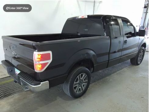 Used 2011 Ford F150 XLT w/ XLT Convenience Pkg RWD image 2
