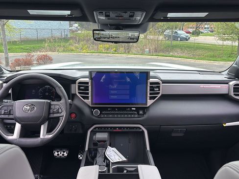 New 2026 Toyota Tundra Limited AWD/4WD image 18