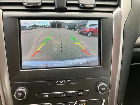 Used 2020 Ford Fusion S FWD image 10