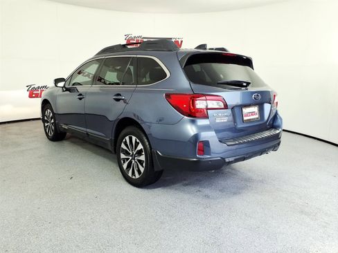 Used 2017 Subaru Outback 3.6R Limited image 9