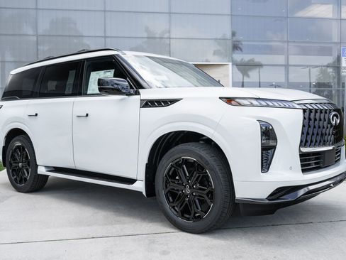 New 2026 INFINITI QX80 4WD w/ Sport Exterior Package image 3