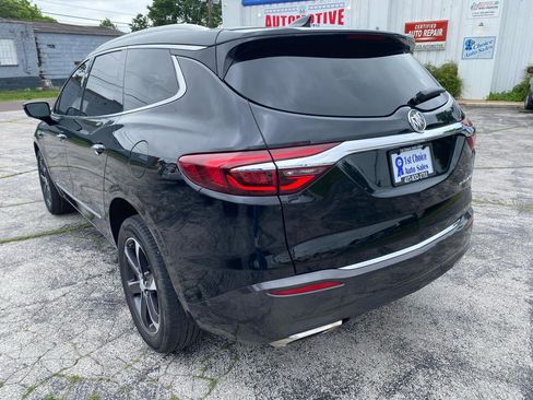 Used 2019 Buick Enclave Essence w/ LPO, Sport Appearance Package FWD image 7