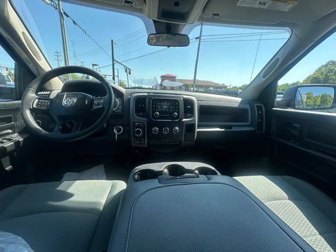 Used 2018 RAM 1500 Tradesman w/ Popular Equipment Group AWD/4WD image 17