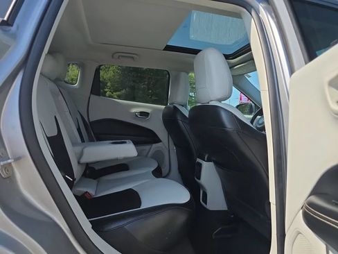 Used 2020 Jeep Compass Latitude FWD image 42