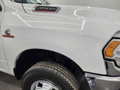 Used 2021 RAM 3500 Tradesman image 23