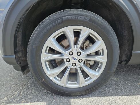 Used 2023 Ford Explorer Limited image 33