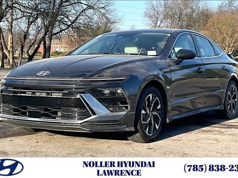 Used 2025 Hyundai Sonata SEL image 1