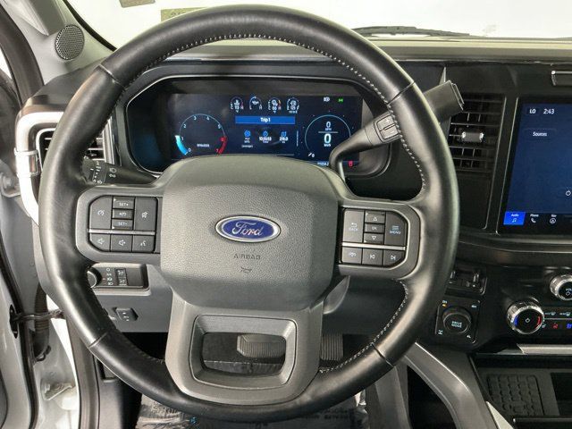 Used 2023 Ford F350 Lariat w/ Sport Appearance Package AWD/4WD image 20