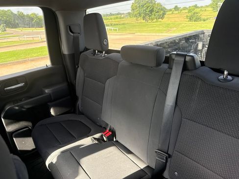 Used 2020 Chevrolet Silverado 2500 Custom w/ Custom Value Package AWD/4WD image 7