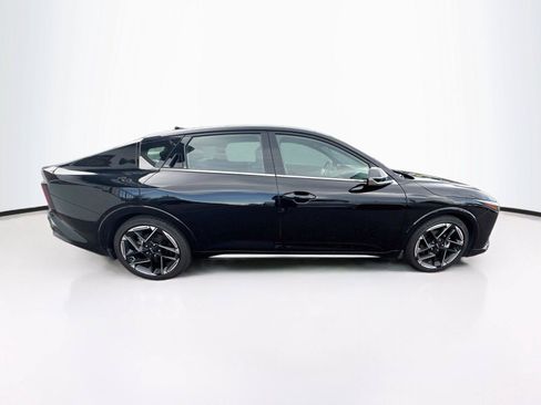 Used 2025 Kia K4 GT-Line w/ GT-Line Premium Package FWD image 5