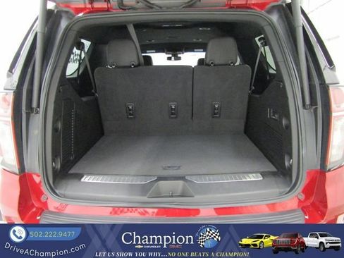 Used 2022 Chevrolet Suburban RST w/ Luxury Package RWD image 15